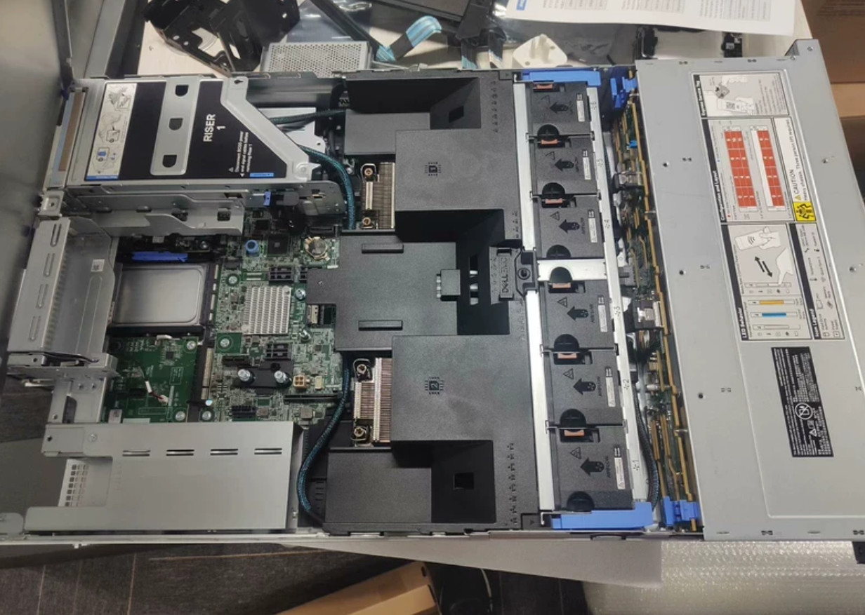 Dell PowerEdge R750 2U Server 8×2.5″ NVMe H745 RAID Card 2x1400W No CPU/RAM/HDD