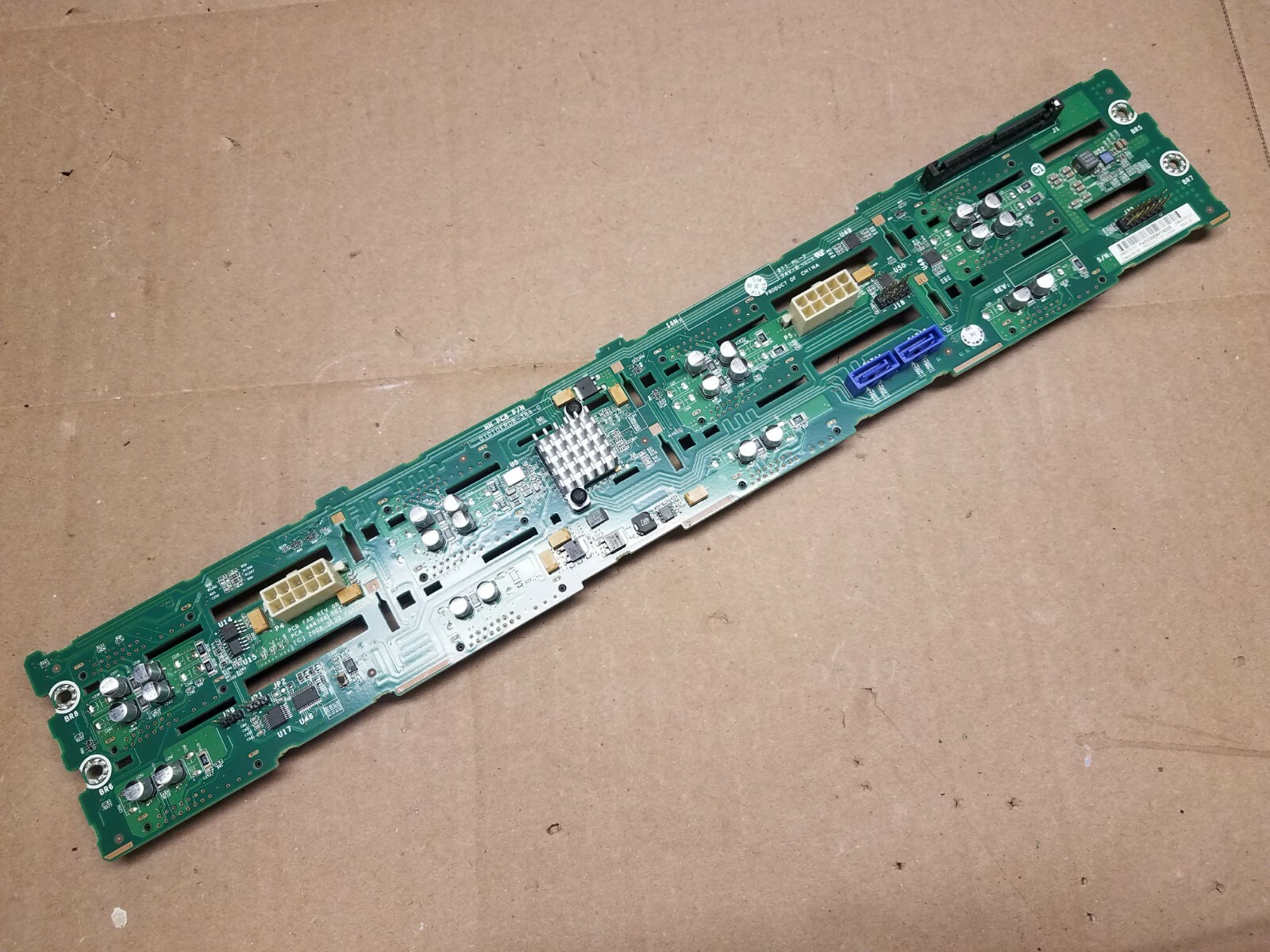 HP Rack Mount Server SATA Backplane 580750-001 HDD Slot 12 Bay DL 180 G5