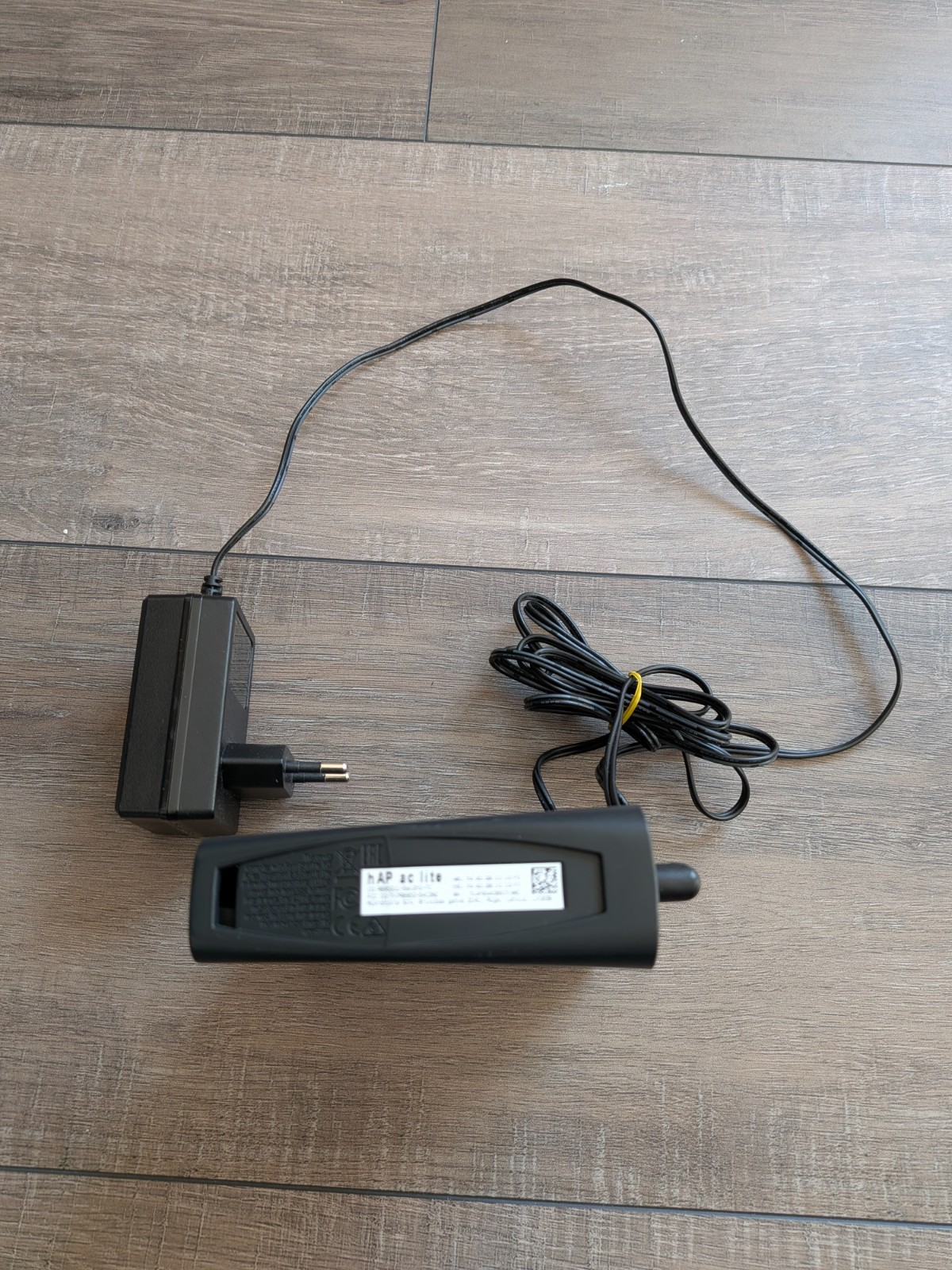 MikroTik RB952Ui-5ac2nD-TC hAP ac lite TC WiFi Access Point